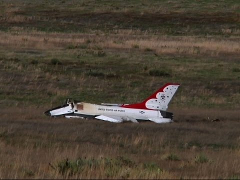 pilot ejects into field before thunderbird crash