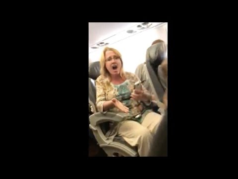 apologizes after passenger forcefully dragged off flight