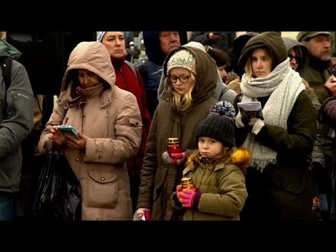 russians remember stalin victims