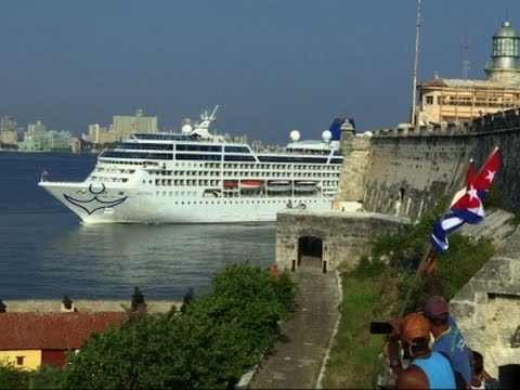 first cruise ship in 40 years docks in cuba