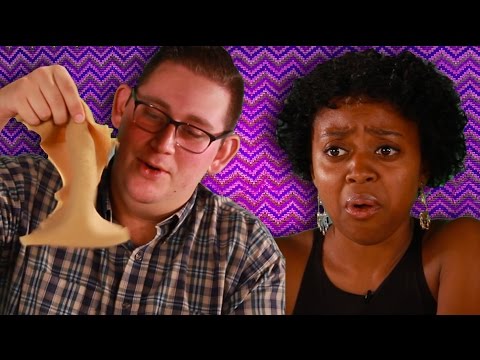 people eat ethiopian food for the first time
